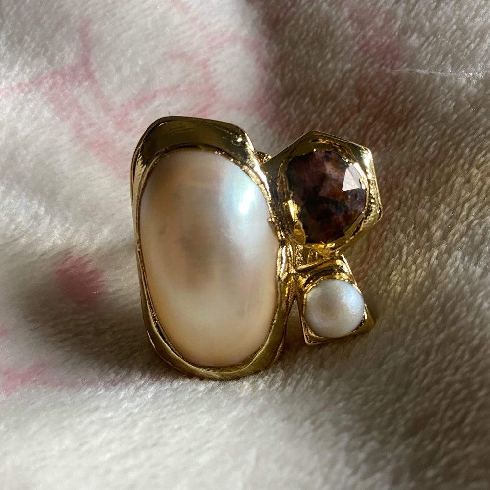 Real Pearl, Shell and Stone 18k GP Ring